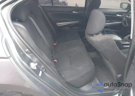 2010 Honda Accord 2.4 Ex z USA, uszkodzony, nr VIN 1HGCP2F70AA114635